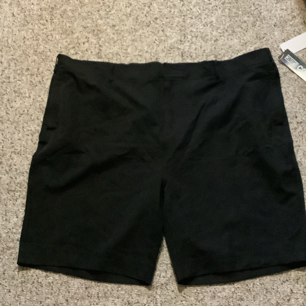 Classic Black Women's‎ Bermuda Shorts